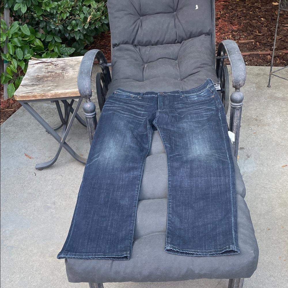 Great Lucky Brand Men’s Jeans NWT